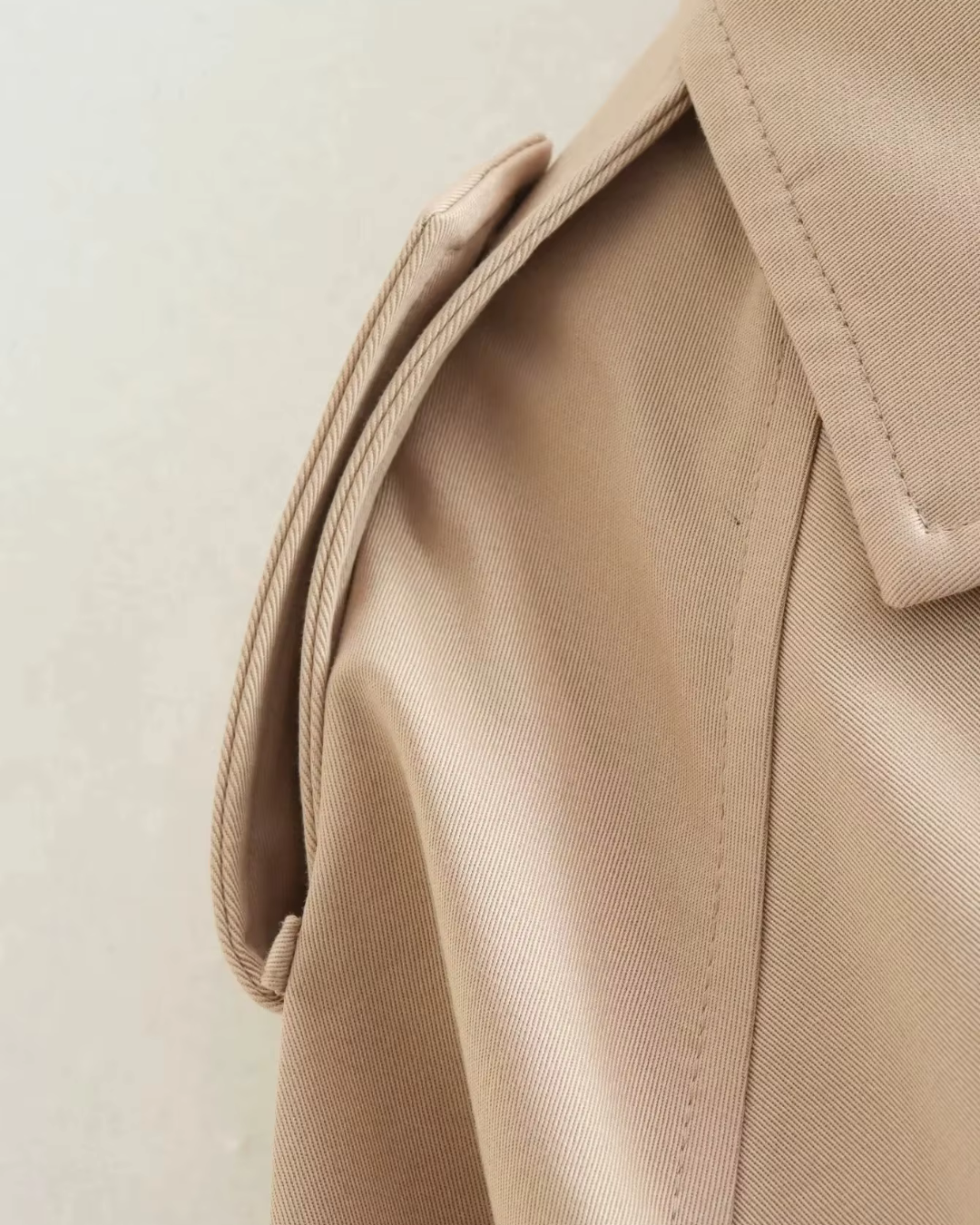 Viviana | Elegante Damen-Cropped-Jacke mit Gürtel