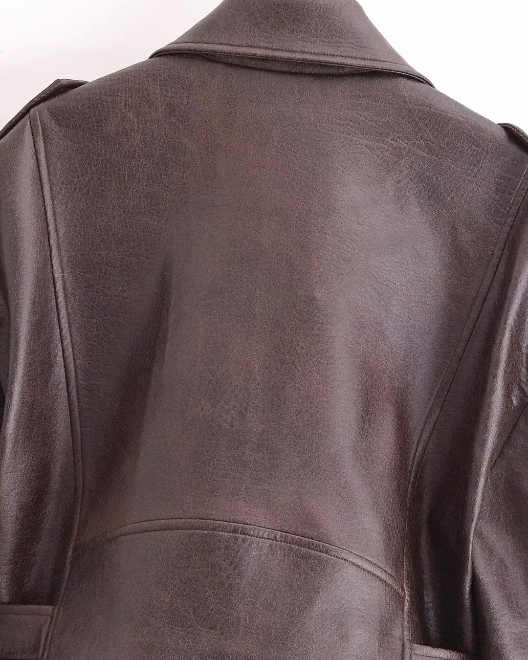 Aria | Elegante Damen-Cropped-Kunstlederjacke mit Gürtel