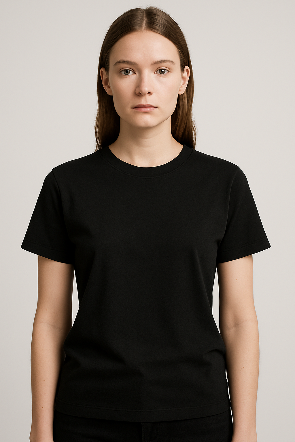 Lara | Basic T-Shirt